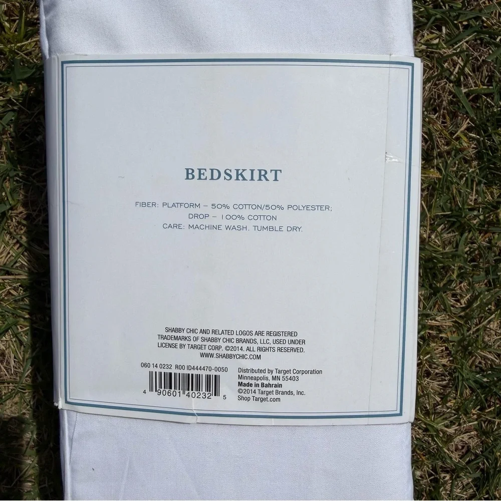 Simply Shabby Chic White Queen Bedskirt Cottagecore Dust Ruffle 15” Drop NIP